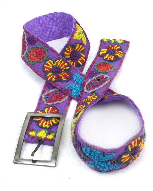 Hand embroidered flower belt