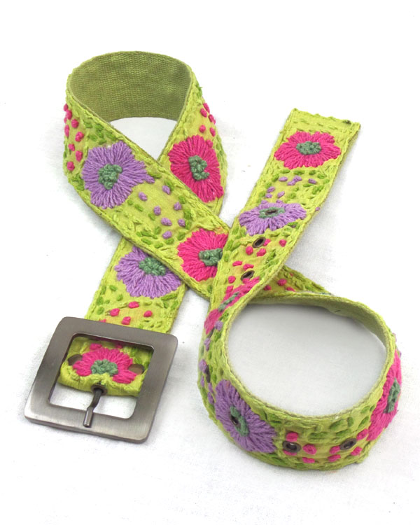 Hand embroidered flower belt