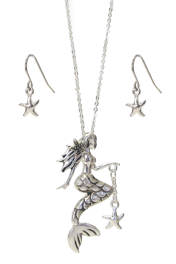 MERMAID PENDANT NECKLACE SET