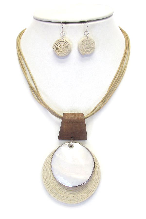 SHELL AND FABRIC COIL PENDANT NECKLACE SET