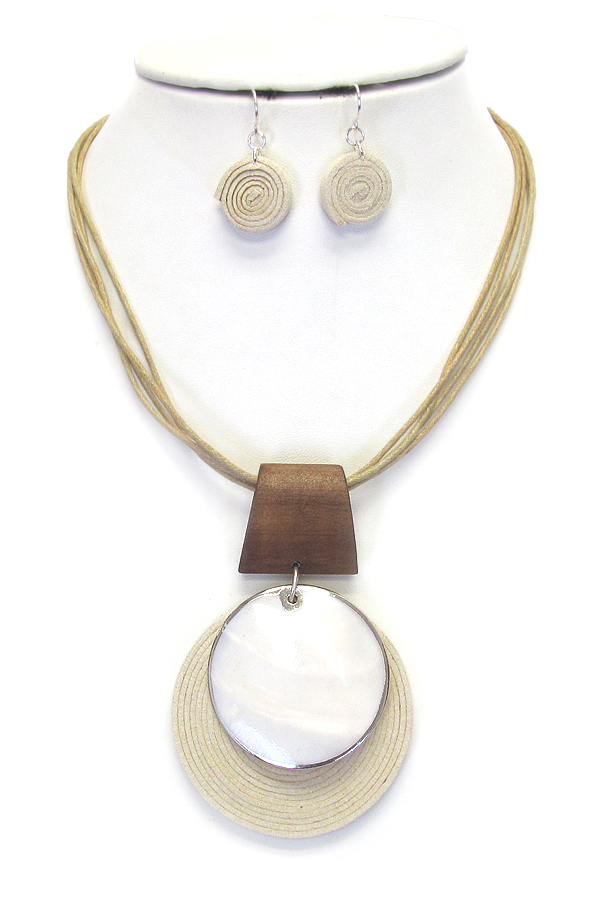 Shell and fabric coil pendant necklace set