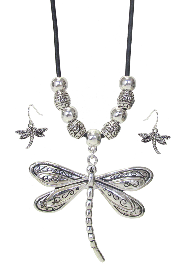 DRAGONFLY PENDANT AND CORD NECKLACE SET