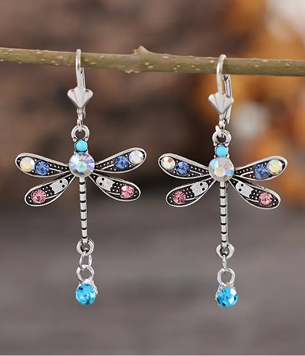 Vintage style dragonfly earring