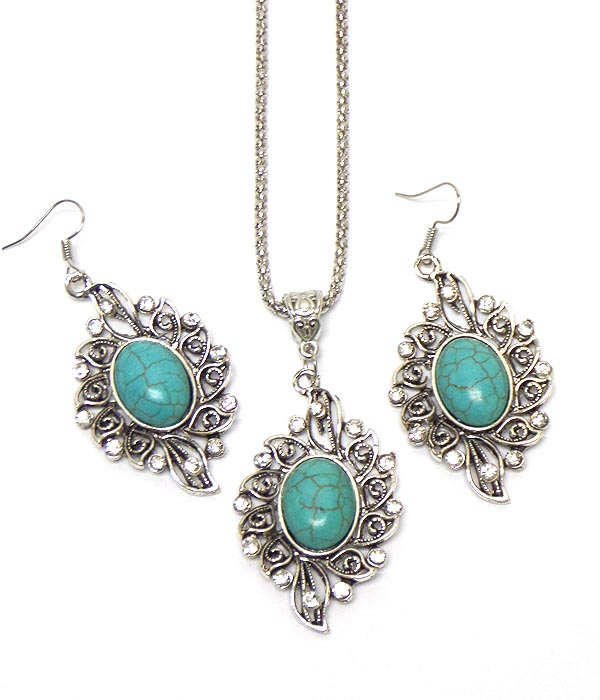 Crystal and turquoise center metal filigree pendant necklace set