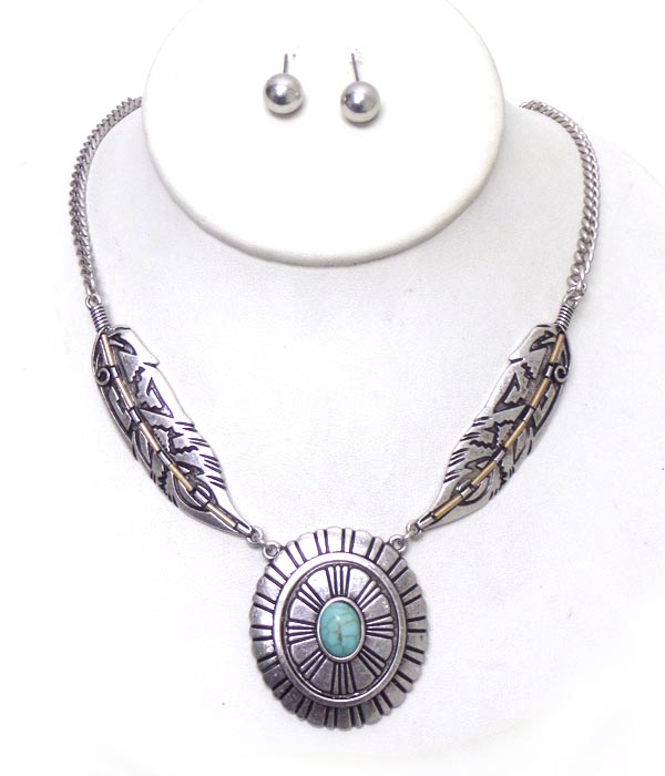 Aztec pattern turquoise center disk and feather necklace set -western