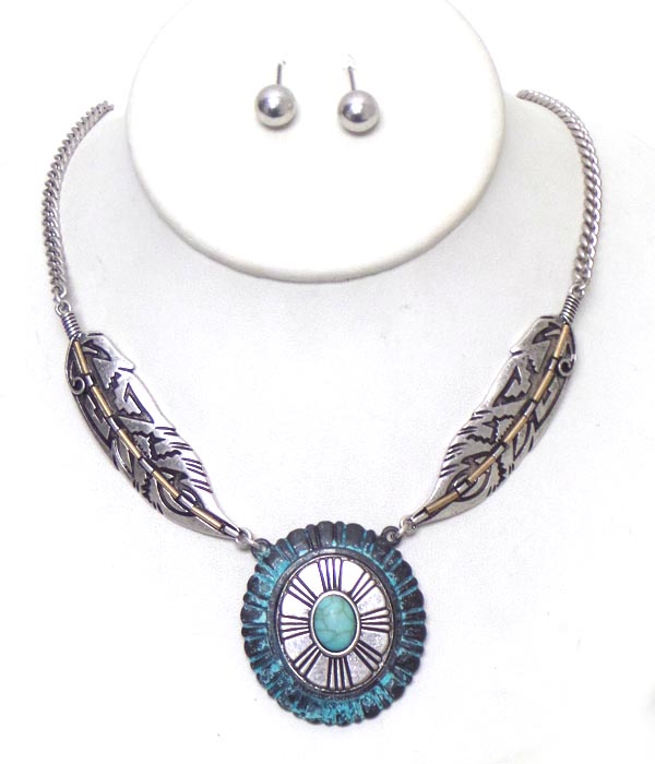 Aztec pattern turquoise center disk and feather necklace set -western