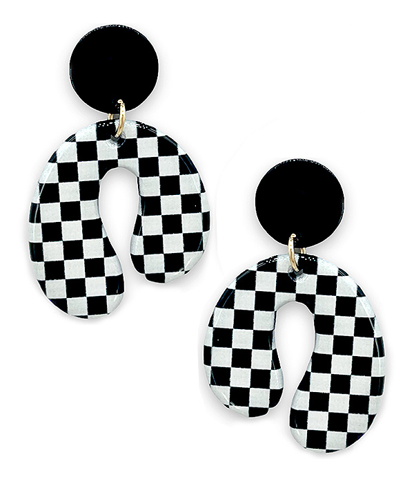 Black and white checkered pattern earring