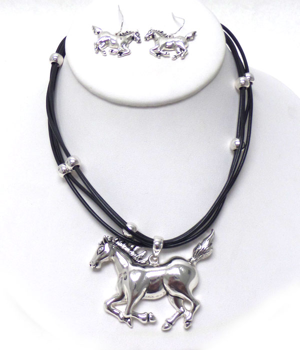 Horse theme black cords necklace set