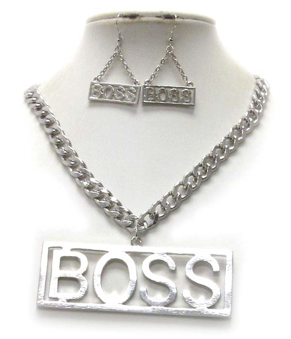 LARGE BOSS  PENDANT AND THICK CHAIN NECKLACE EARRING SET