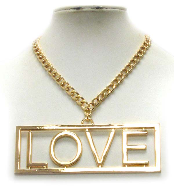 LARGE LOVE METAL PENDANT AND CHAIN NECKLACE