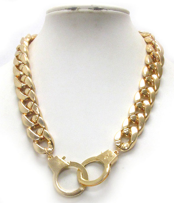 Cuff link pendant and thick chain necklace