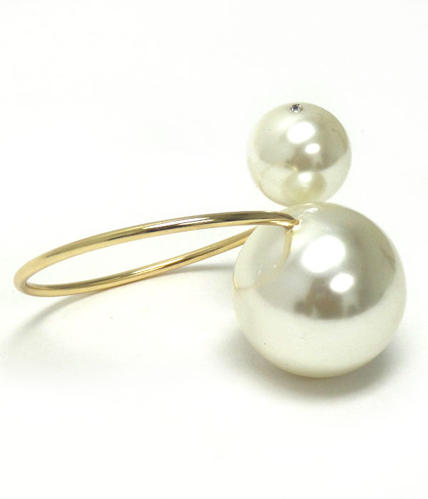 Large pearl tip wire bangle bracelet