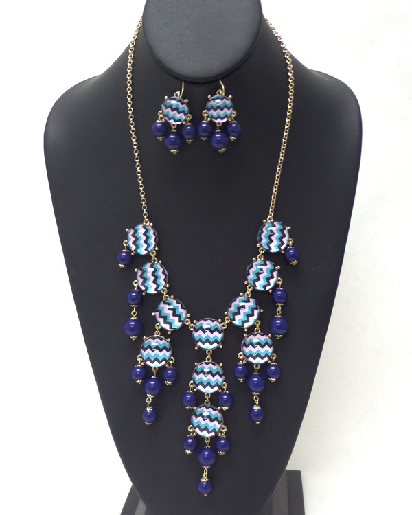 Chevron pattern on acrylic puffy bubble necklace earring set