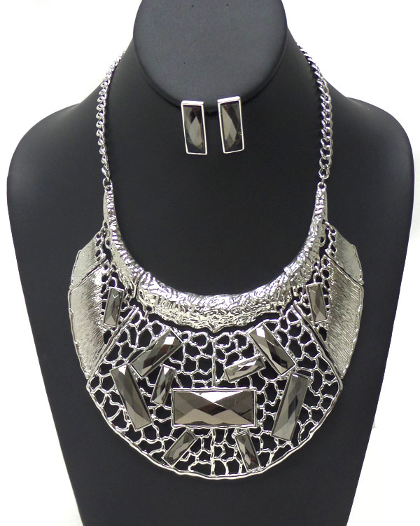 Glass art deco cut out metal link bib style necklace earring set