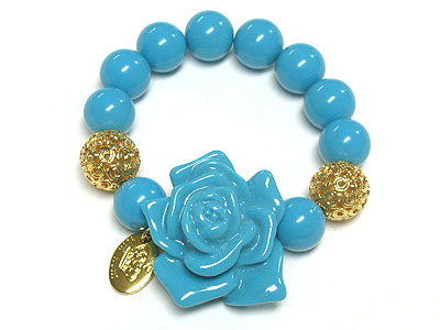 Acryl flower and ball stretch bracelet