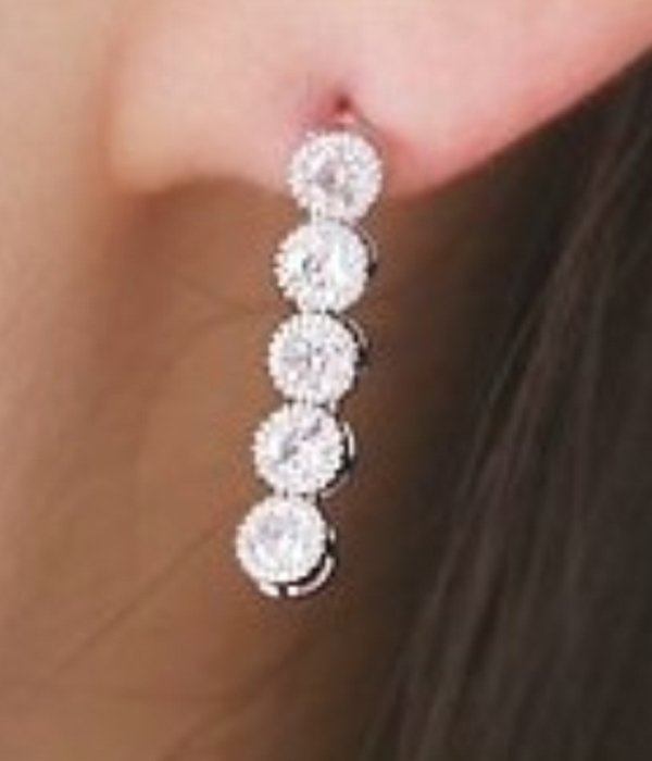 Crystals drop earring