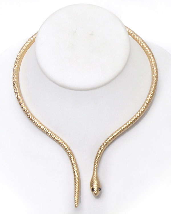 Bold metal textured snake choker