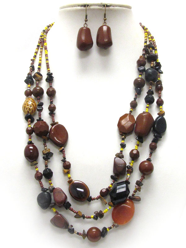 Multi acrylic and wooden bead and chip stone 3 layered necklace earring set