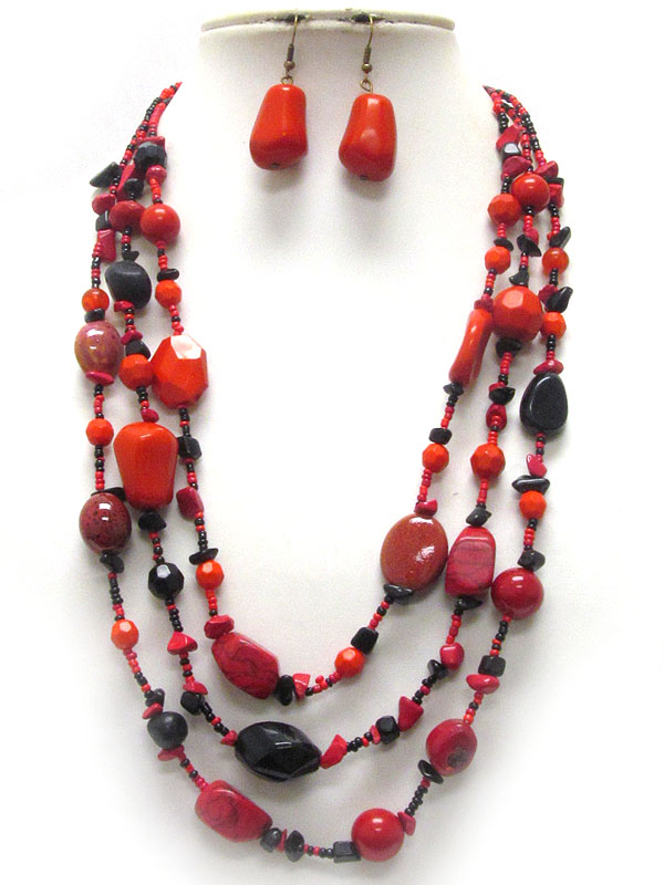 Multi acrylic and wooden bead and chip stone 3 layered necklace earring set