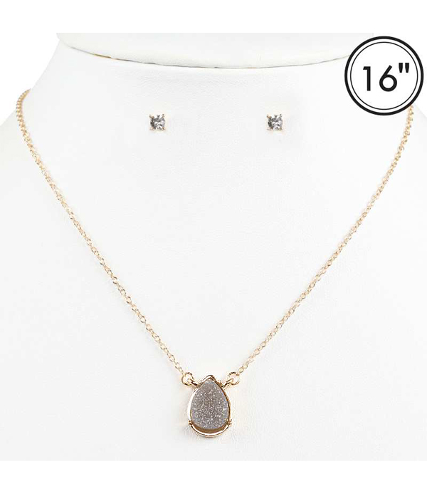 Druzy teardrop pendant necklace set