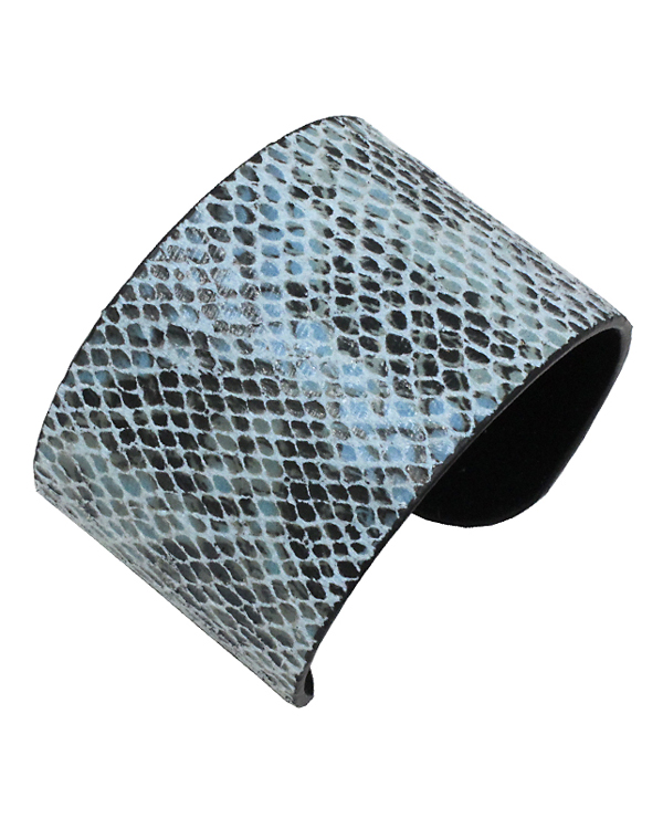 SNAKE SKIN TEXTURED WIDE BANGLE BRACELET