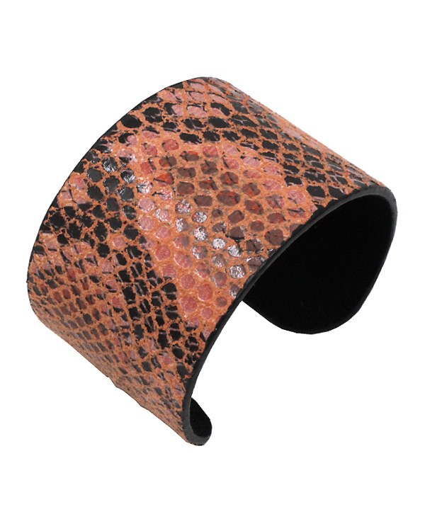 SNAKE SKIN TEXTURED WIDE BANGLE BRACELET