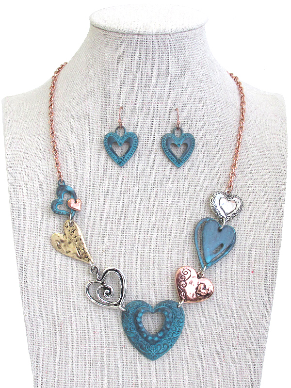 MULTI SHAPE HEART LINK NECKLACE SET