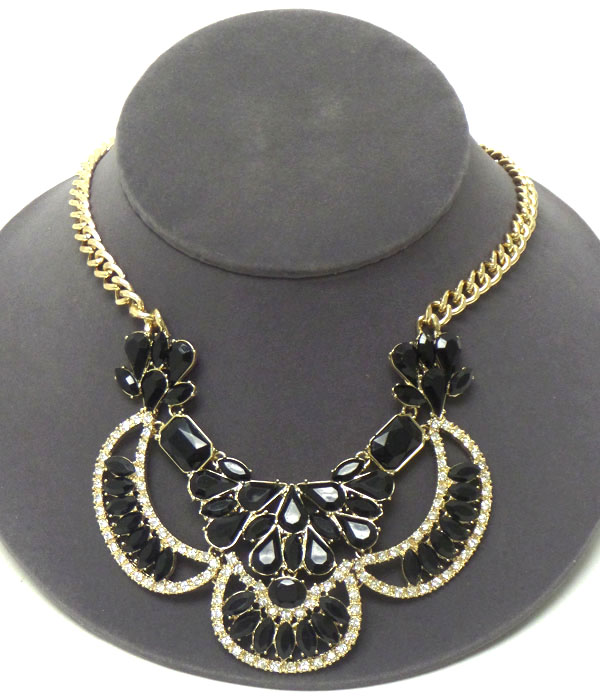 Multi crystal and teardrop stone mix neckalce