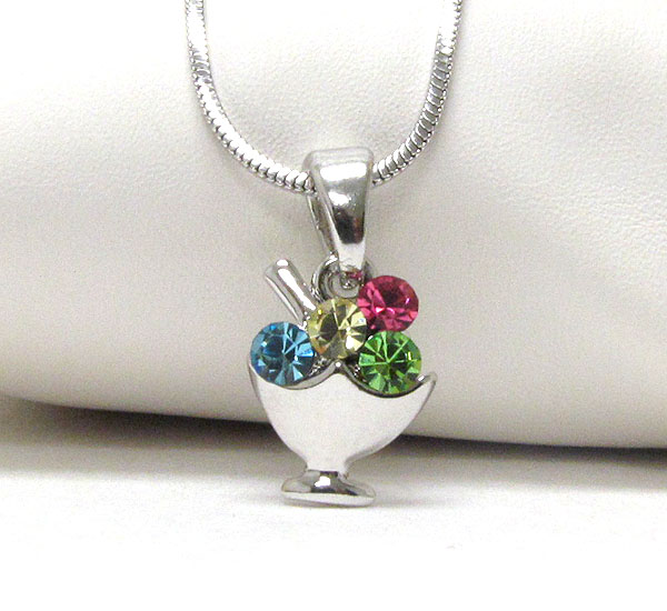 Made in korea whitegold plating and crystal deco cocktail pendant necklace