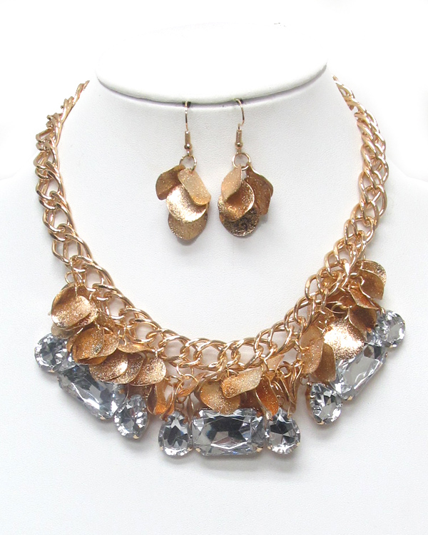 Multi facet stone and disk dangle necklace set
