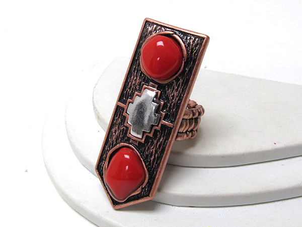 METAL RECTANGLE POINT END AZTECA PATERN AND TWO ROUND STONE STRETCH RING -western