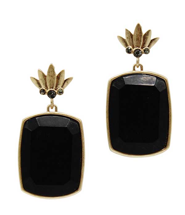 Large natural stone earring