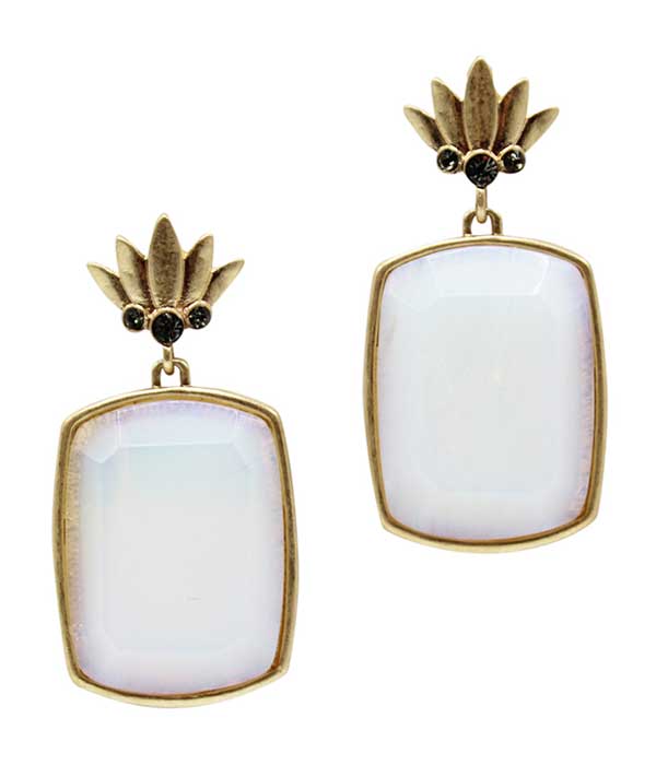 Large natural stone earring