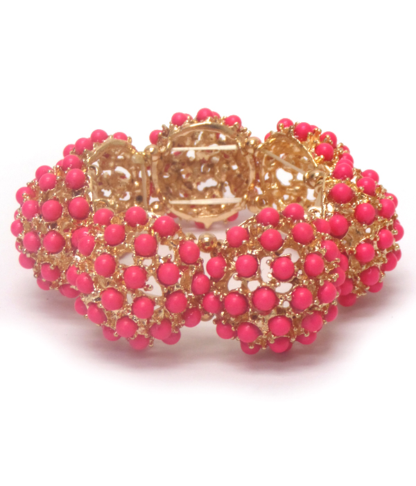 Small linked ball stud  bracelet