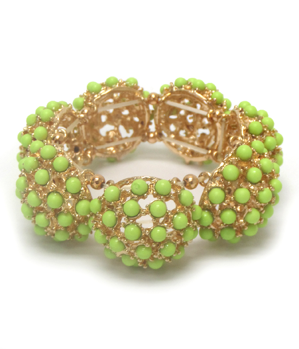 Small linked ball stud  bracelet
