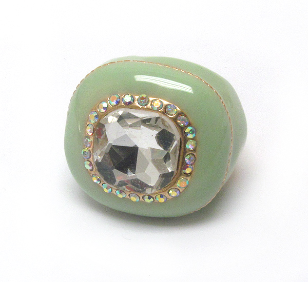 Facet glass and crystal deco and epoxy stretch ring