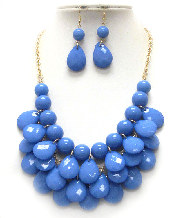 Designer style multi balls and multi connected facet cut acrylic puffy teardrop chain necklace earring set
