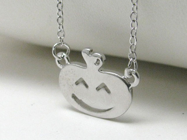 Made in korea whitegold plating crystal stud flat pumpkin face pendant necklace