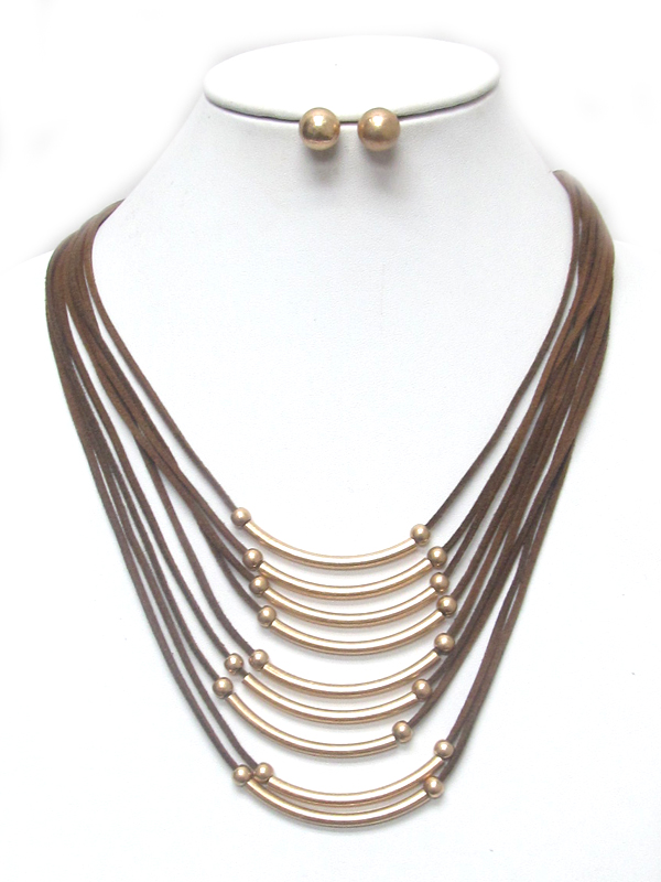 Multi layered suede metal bar necklace set