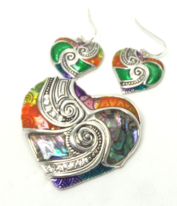 Artistic design w/abalone pendant set