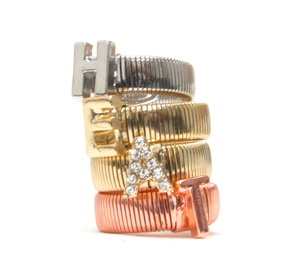 Crystal deco hate spring stretch ring set of 4