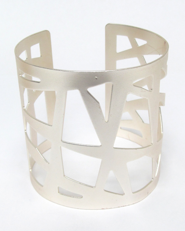 Geometric pattern cut metal bangle bracelet
