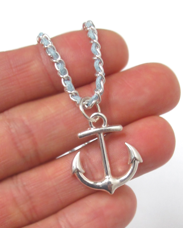 Anchor necklace