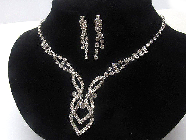 RHINESTONE TWISTED PATERN AND HALF OVAL PARTY NECKLACE EARRING SET