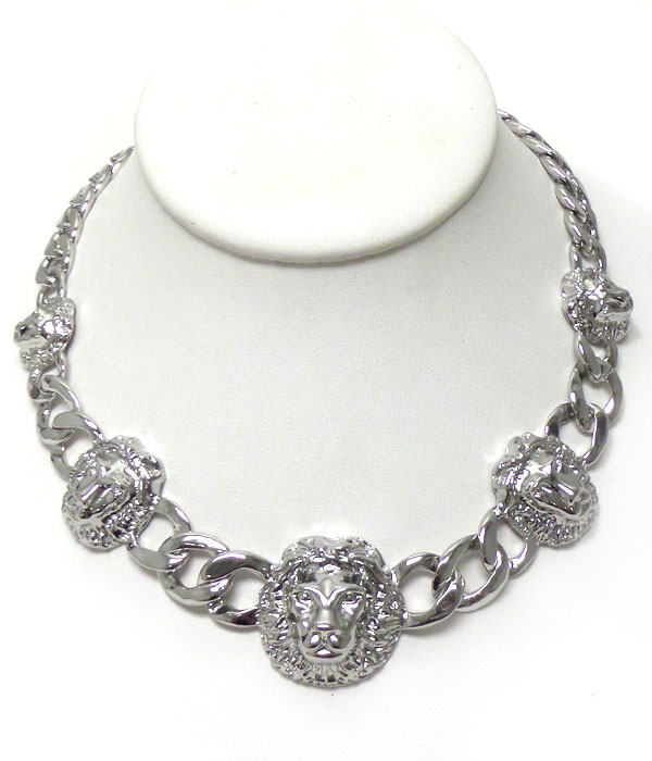 Thick bold lion necklace
