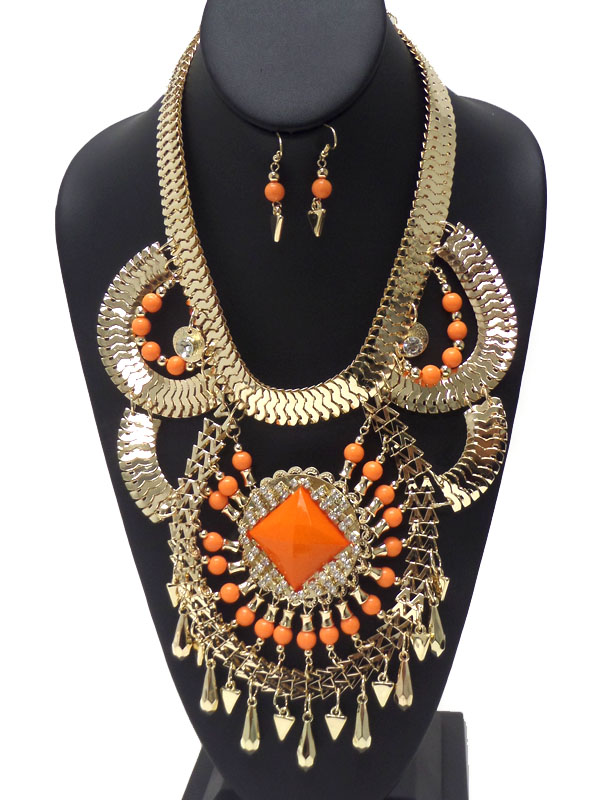 Crystal and bead deco bold flat snake chain necklace set