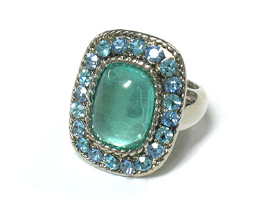 Crystal cocktail ring