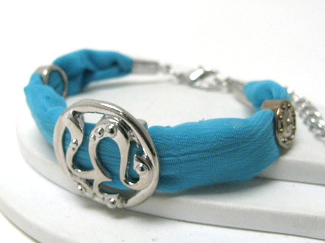Om round buckle bracelet