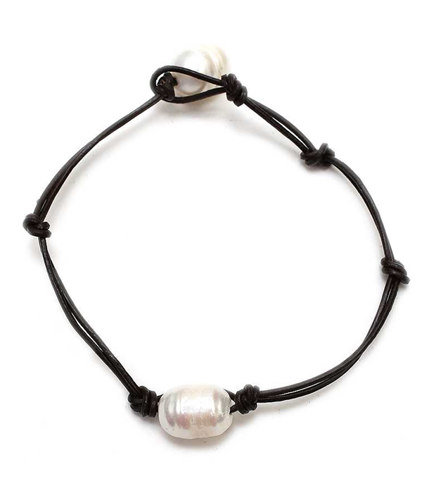 Genuine fresh water pearl and leather cord bracelet
