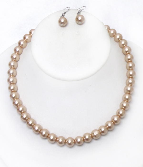 Pearl chainnecklace set 